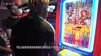 小情侣游戏厅吃瓜视频